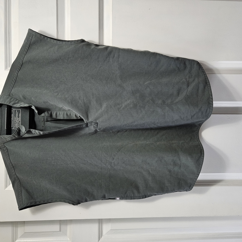 Charcoal Grey Sleeveless Scrubs Fr9m FIGS.